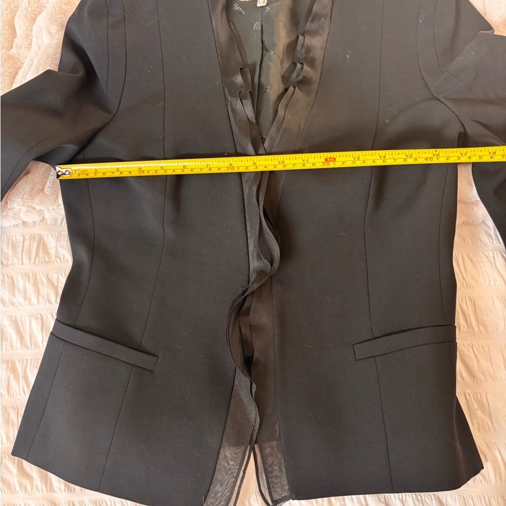 Vintage Louis Feraud Black Wool and Silk Blazer with Ruffled Trim - Picture 7 of 14